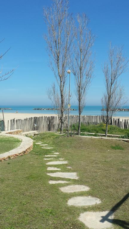 Hotel Continental San Benedetto del Tronto Exterior photo